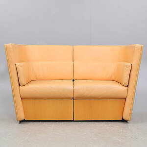 SOFFA, bok och skinn, AC Collection AB by Forsbergs möbelindustri.