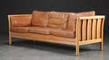 Mogens Hansen. Tre-pers. sofa, cognacfarvet læder