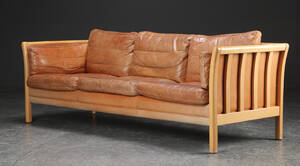 Mogens Hansen. Tre-pers. sofa, cognacfarvet læder