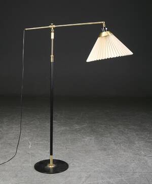 Aage Pedersen for Le Klint. Teleskop standerlampe model 349