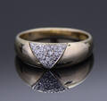 Ring af 14 kt guld med brillanter ca 0.075 ct
