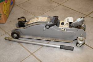 Garagedomkraft 2 ton