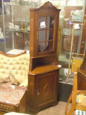 Hörnskåp, vitrin