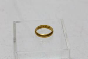 RING, slät, guld, 23 k, 6,9 g