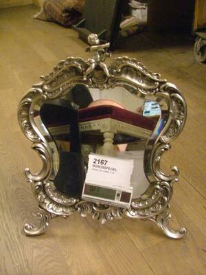 Bordsspegel, rokokostil