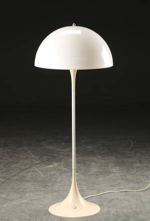 Verner Panton. Panthella standergulvlampe Denne vare er sat til omsalg under nyt varenummer 4761287