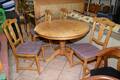 Matbord med 4 st stolar
