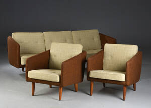 Tre. pers. sofa samt to lænestole 3