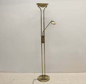 Golvlampa