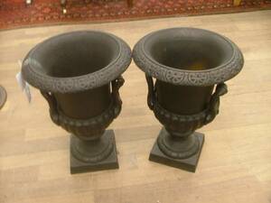 Trädgårdsurnor, 1-par