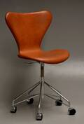 Arne Jacobsen. Kontorstol, Syveren, Vacona anilin læder  