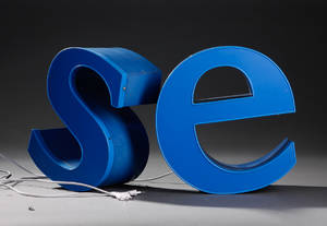 To bogstaver m. indbygget lys 2