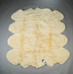 Tæppe i lammeskind