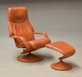 Berg Furniture. Lænestol samt skammel 2