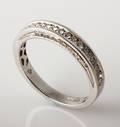 Brillantring alliancering af 18 kt hvidguld, i alt ca. 0.43 ct