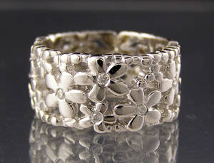 Smørblomstring fra Heartbeats Frit valg af ringstørrelse