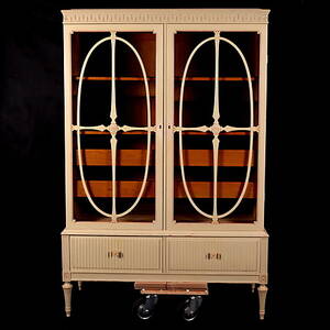 SKÅP, gustaviansk stil, 1900-talets mitt.