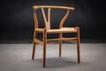 Hans J. Wegner. Vintage Y-stol af egetræ  Denne vare er sat til omsalg under nyt varenummer 4992570
