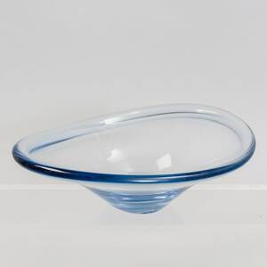 Konstglas