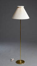 Le Klint. Standerlampe gulvlampe af messing