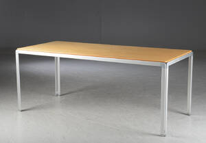 Arne Jacobsen DJOB bord skrivebord