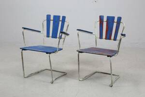 TRÄDGÅRDSSTOLAR, ett par, bemålade, 1900-talets andra hälft