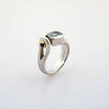 Ring med akvamarin och safir
