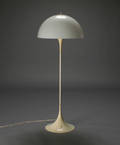 Verner Panton. Pantella standerlampe