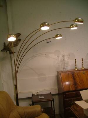 Golvlampa, bågar