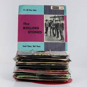 SINGLAR ca 30 st, bla Rolling Stones