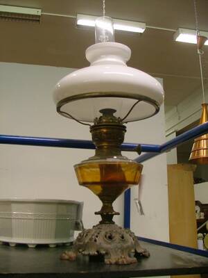 Bordsfotogenlampa
