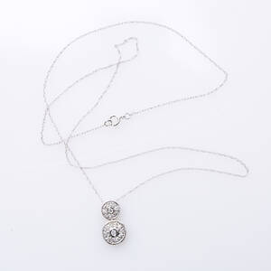 Haslssmycke 14 k vitguld diamanter