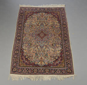 Orientalsk tæppe, uld på bomuld, 185 x 127 cm. Denne vare er sat til omsalg under nyt varenummer 4576804