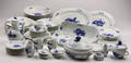 56 dele spise og kaffestel,  Kgl.p, Blå Blomst. 56