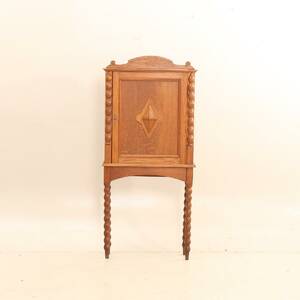 SKÅP på underrede,