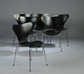 Arne Jacobsen 1902-1971. Seks stole model 3107. 6