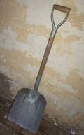 Spade B140
