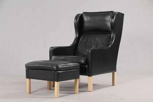 Mogens Hansen Øreklapstol Model 195 med skammel 2.