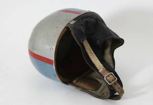 Mopedhjälm, omkring 1900-talets mitt