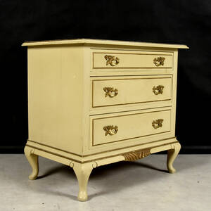 BYRÅ, 3-lådig, rokokostil, 1900-tal.