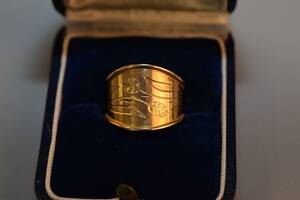 Brunkullaring guld 18K, diam 18 mm