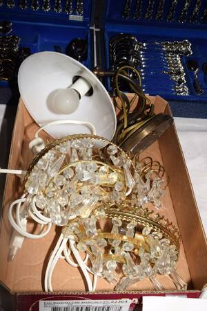 Vägglampa och vägglystrar