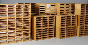 Dansk møbelproducent. Arkiveringsmoduler, fyrretræ 19