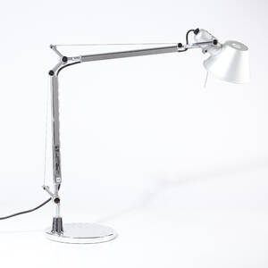 Skrivbordslampa Artemide Tolomeo