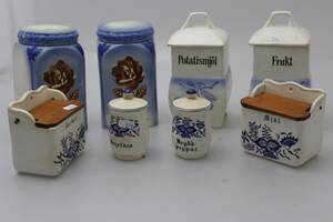 Kryddburkar 6 st och vackar 2 st