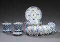 Royal Copenhagen service af porcelæn musselmalet helblonde, bestående af.  20.