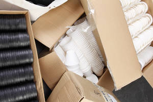 Ca. 1000 baldakiner, sorte og hvide