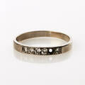 Ring 18 k vitguld med diamanter