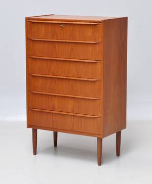 Dansk Møbelproducent. Kommode i teak