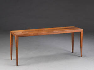 Severin Hansen. Lavt sidebord af palisander